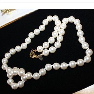 RMN pearl necklace. Final
